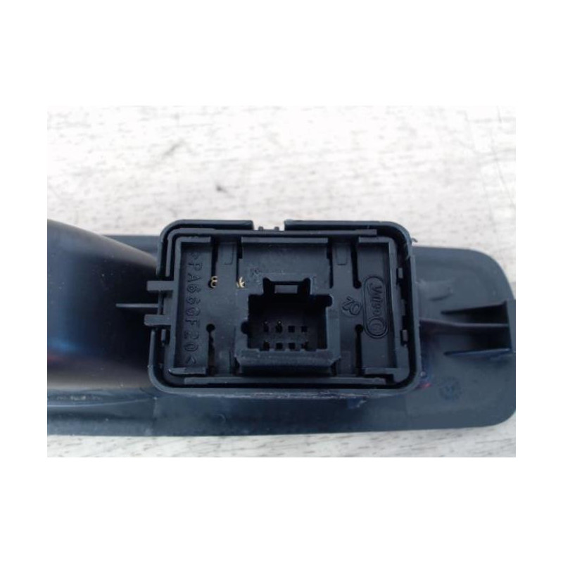 Interrupteur de leve vitre arriere droit RENAULT GRAND SCENIC 3 PHASE 1 d’occasion