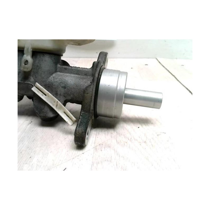 Maitre cylindre (freinage) VOLKSWAGEN GOLF 5 d’occasion