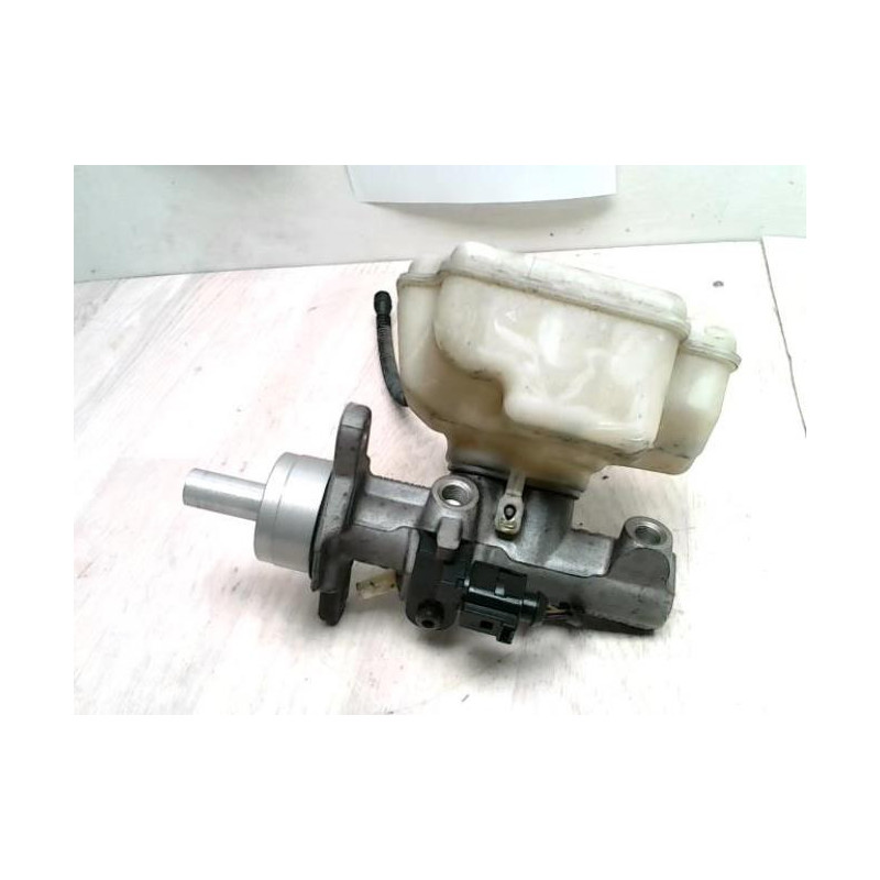Maitre cylindre (freinage) VOLKSWAGEN GOLF 5 d’occasion