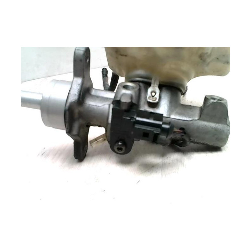 Maitre cylindre (freinage) VOLKSWAGEN GOLF 5 d’occasion