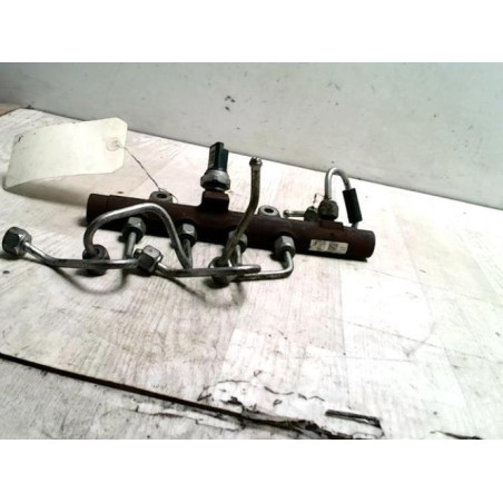Rampe injection FORD FIESTA 6 PHASE 1 d’occasion