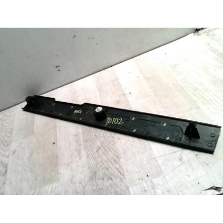 Baguette de porte avant gauche SSANGYONG REXTON 1 PHASE 1 d’occasion