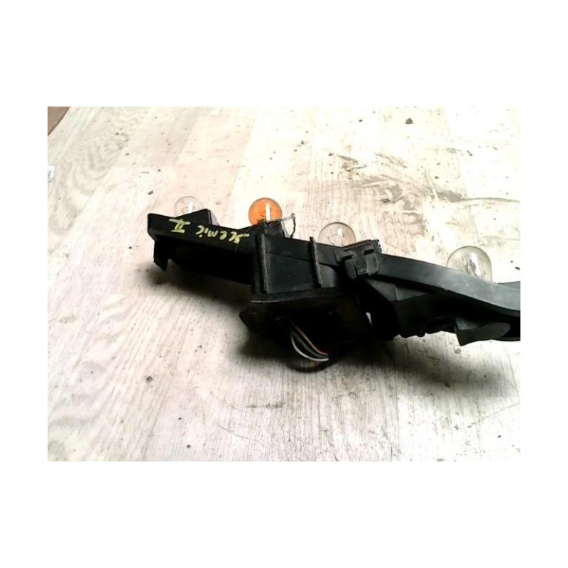 Platine feu arriere droit RENAULT SCENIC 2 PHASE 2 d’occasion