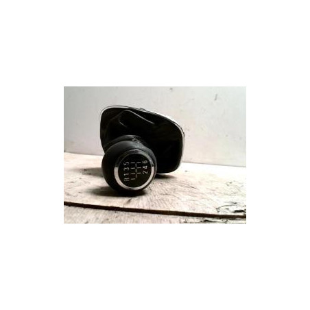 Soufflet de levier de vitesse OPEL CORSA D PHASE 1 d’occasion