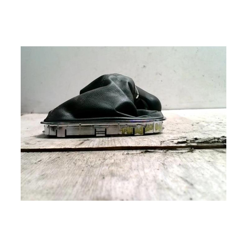 Soufflet de levier de vitesse OPEL CORSA D PHASE 1 d’occasion
