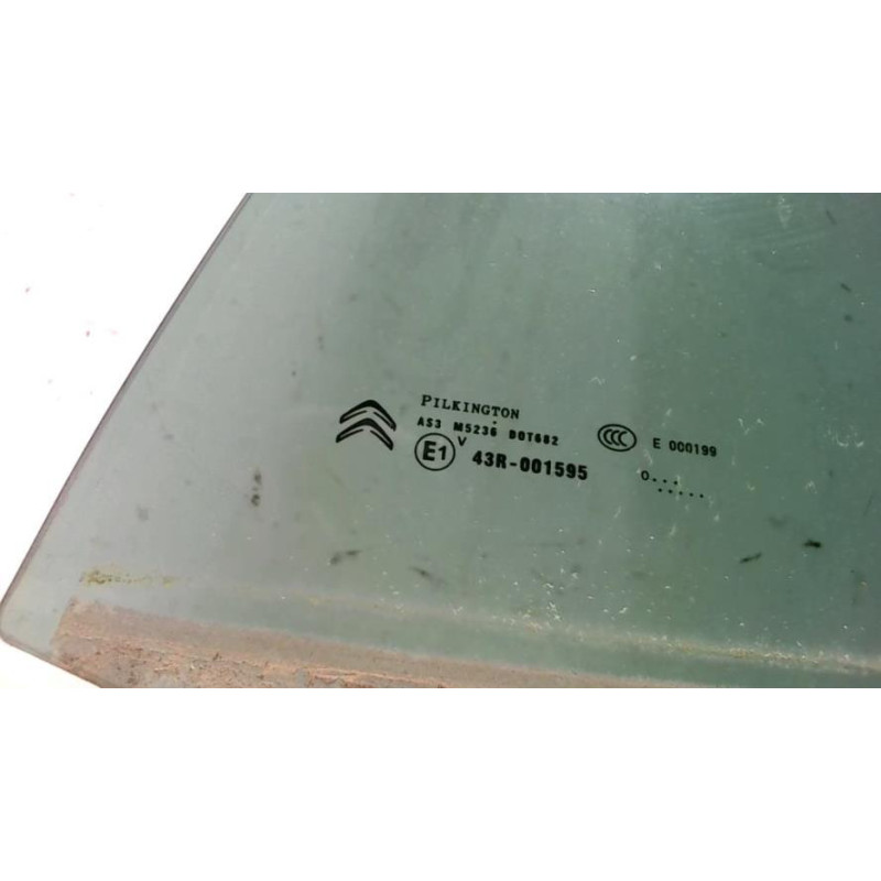 Vitre arriere gauche CITROEN C4 2 PHASE 1 d’occasion