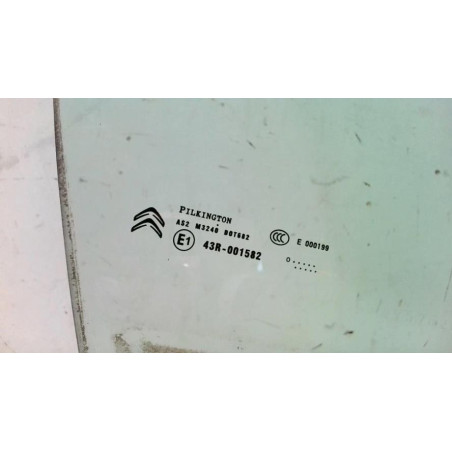 Vitre avant droit CITROEN C4 2 PHASE 1 d’occasion