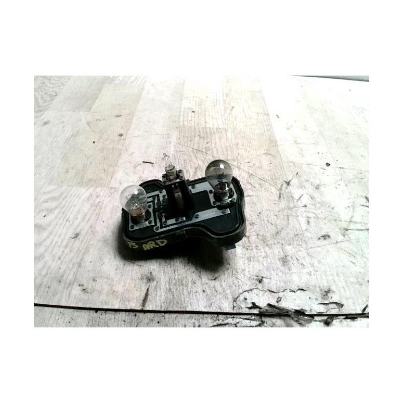 Platine feu arriere droit VOLKSWAGEN GOLF 5 d’occasion