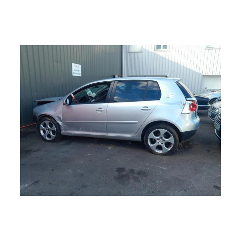 Cache moteur  VOLKSWAGEN GOLF 5 d’occasion