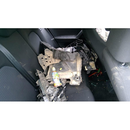 Serrure arriere droit SEAT IBIZA 5 d’occasion