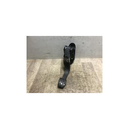 Pedalier d'embrayage VOLKSWAGEN POLO 6 PHASE 1 d’occasion