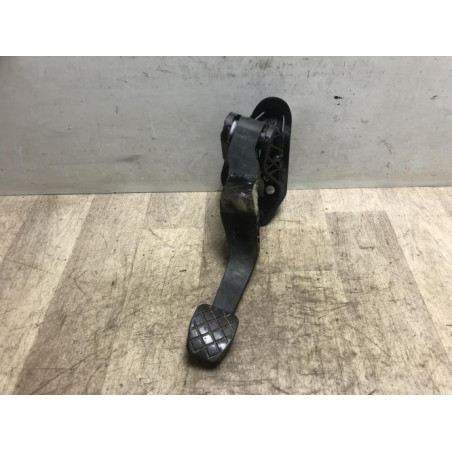 Pedalier d'embrayage VOLKSWAGEN POLO 6 PHASE 1 d’occasion