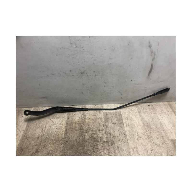 Bras essuie glace avant droit OPEL CORSA D PHASE 1 d’occasion