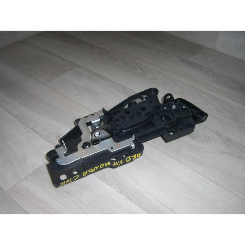 Poignee interieur arriere droit HONDA CIVIC 7 PHASE 1 d’occasion