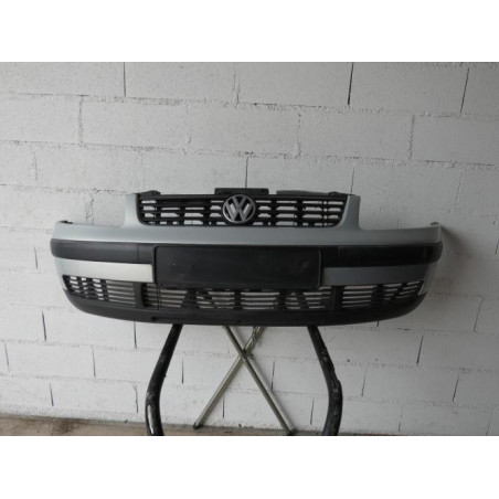 Pare choc avant VOLKSWAGEN PASSAT 4 PHASE 1 d’occasion