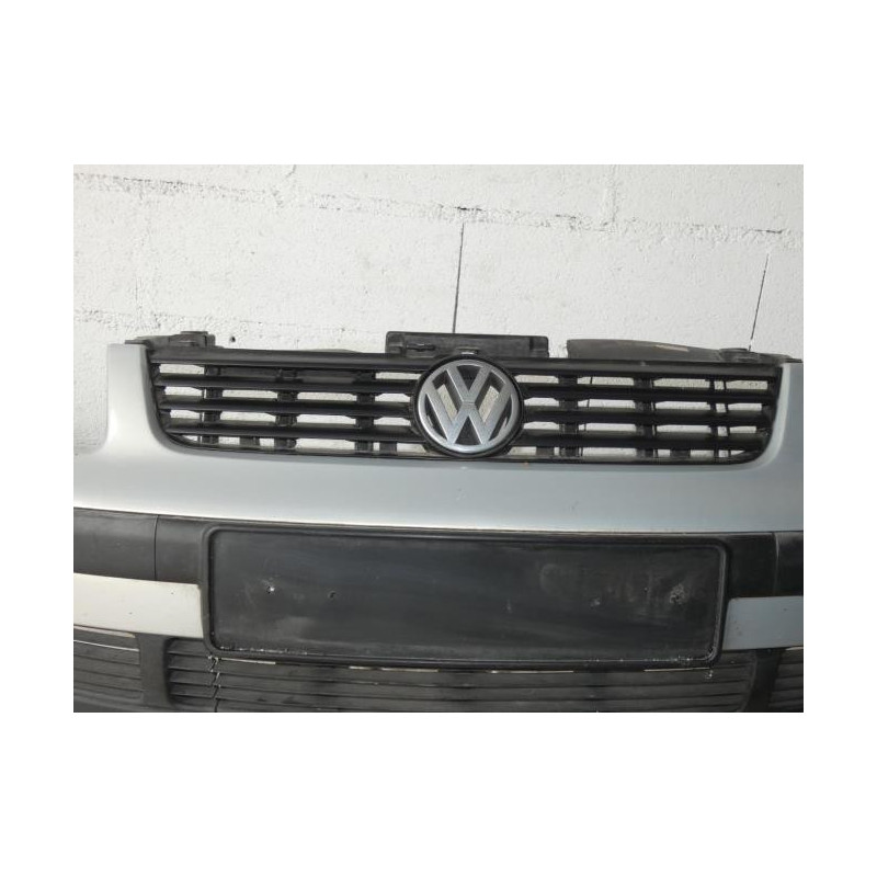 Pare choc avant VOLKSWAGEN PASSAT 4 PHASE 1 d’occasion