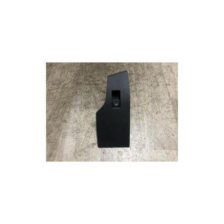 Interrupteur de leve vitre arriere droit SEAT IBIZA 5 d’occasion