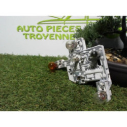 Platine feu arriere droit FORD MONDEO 2 d’occasion