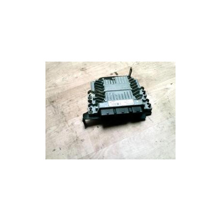 Calculateur moteur RENAULT GRAND SCENIC 2 PHASE 2 d’occasion