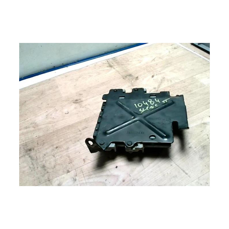 Calculateur moteur RENAULT GRAND SCENIC 2 PHASE 2 d’occasion
