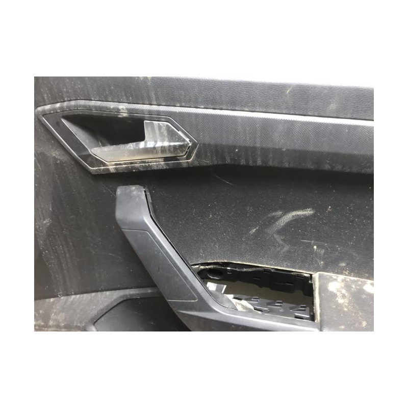 Panneau de porte avant droit SEAT IBIZA 5 d’occasion