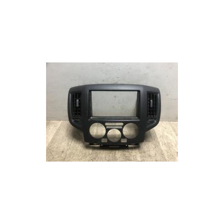 Facade autoradio NISSAN NV200 d’occasion