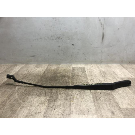Bras essuie glace avant droit VOLKSWAGEN POLO 5 PHASE 1 d’occasion