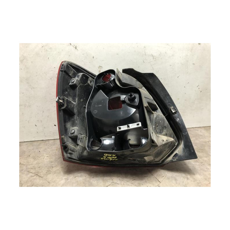 Feu arriere principal droit (feux) VOLKSWAGEN POLO 5 PHASE 1 d’occasion