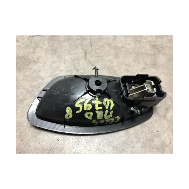 Poignee interieur arriere droit RENAULT CLIO 4 PHASE 1 d’occasion