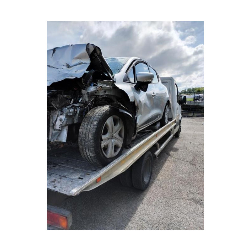 Poignee interieur arriere droit RENAULT CLIO 4 PHASE 1 d’occasion