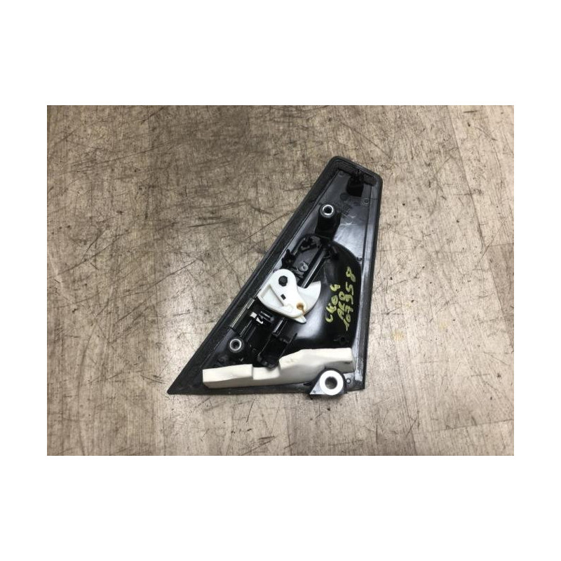Poignee porte arriere droit RENAULT CLIO 4 PHASE 1 d’occasion