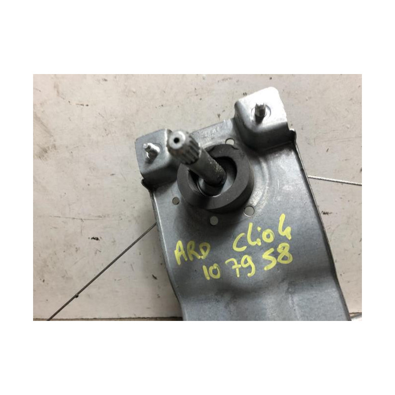 Leve vitre mecanique arriere droit RENAULT CLIO 4 PHASE 1 d’occasion