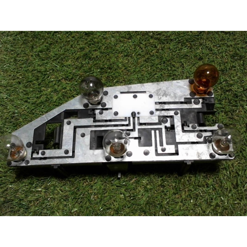 Platine feu arriere droit PEUGEOT 406 PHASE 1 d’occasion