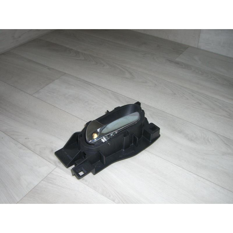 Poignee interieur arriere gauche CITROEN C4 1 PHASE 1 d’occasion