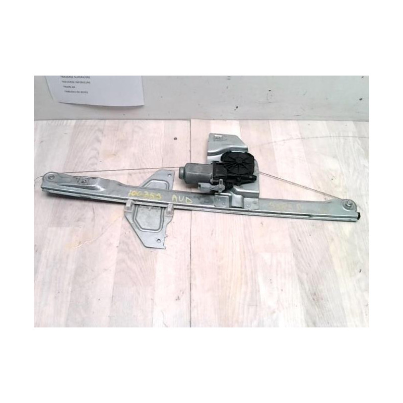 Leve vitre electrique avant droit CITROEN BERLINGO 1 PHASE 1 d’occasion