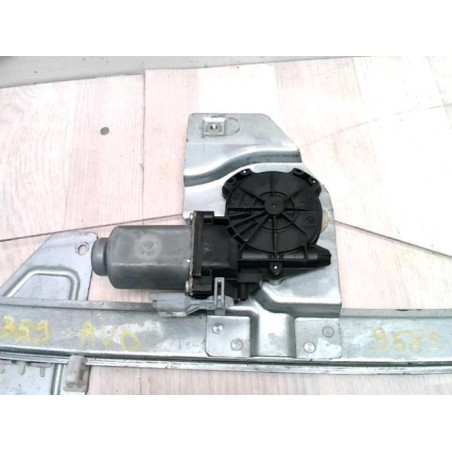 Leve vitre electrique avant droit CITROEN BERLINGO 1 PHASE 1 d’occasion