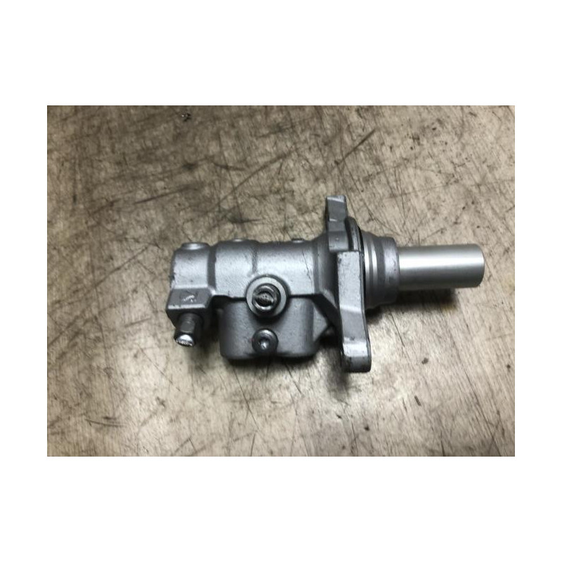 Maitre cylindre (freinage) RENAULT CLIO 5 d’occasion