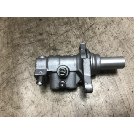 Maitre cylindre (freinage) RENAULT CLIO 5 d’occasion