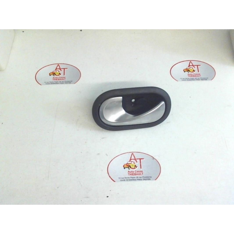Poignee interieur avant gauche RENAULT SCENIC II PHASE 2 d’occasion