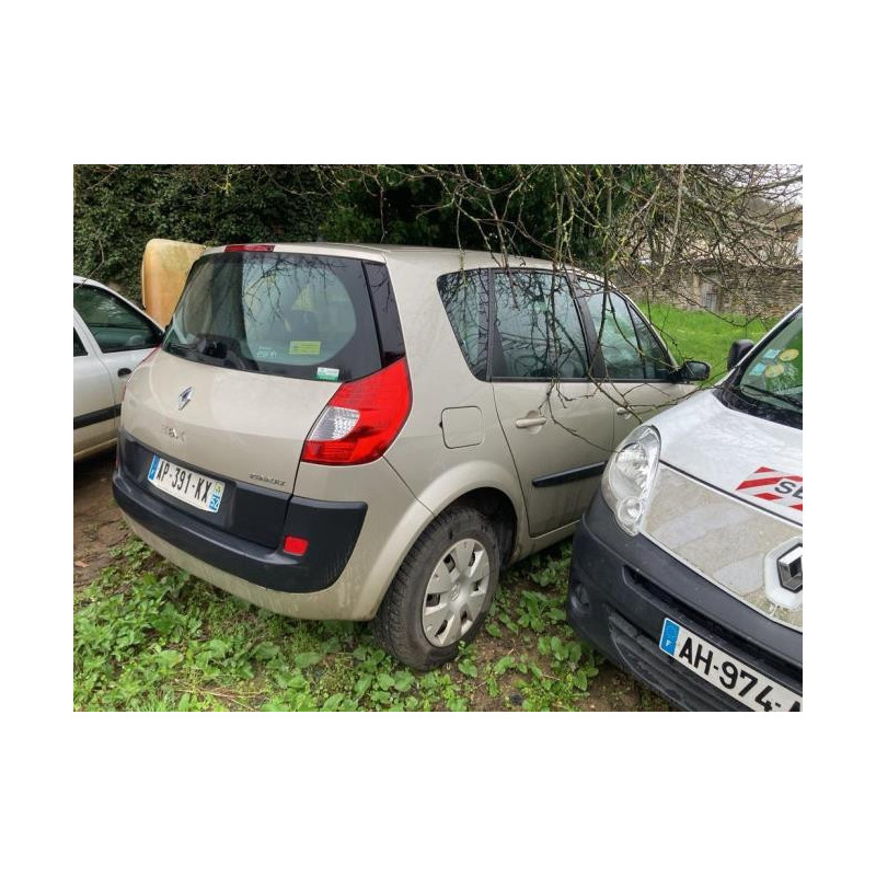 Boitier UCH RENAULT SCENIC 2 PHASE 2 d’occasion