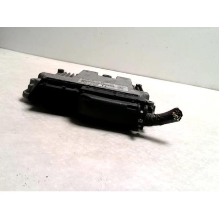Calculateur TOYOTA YARIS 2 PHASE 1 d’occasion