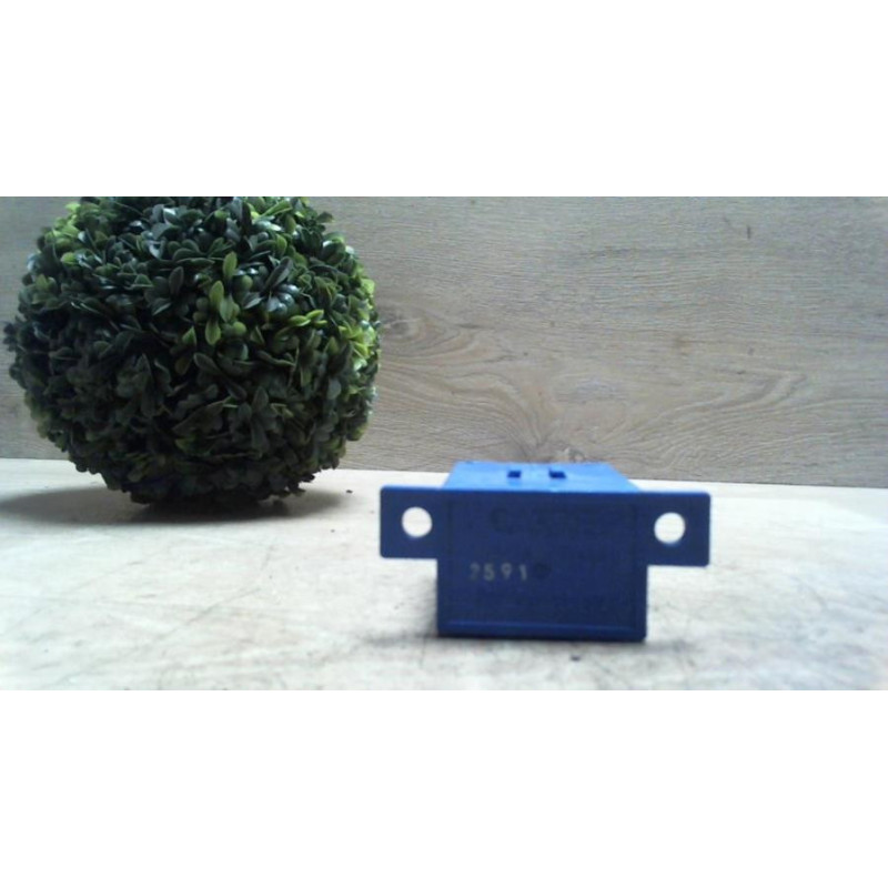 Relais electrique RENAULT CLIO 1 PHASE 1 d’occasion