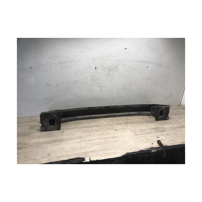 Renfort pare choc arriere (traverse) VOLKSWAGEN POLO 5 PHASE 1 d’occasion
