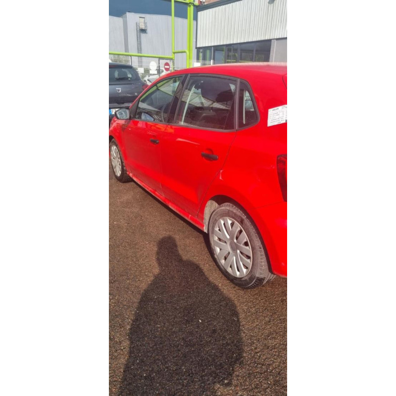 Renfort pare choc arriere (traverse) VOLKSWAGEN POLO 5 PHASE 1 d’occasion