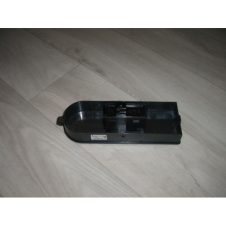 Interrupteur de leve vitre avant droit OPEL ZAFIRA B PHASE 1 d’occasion