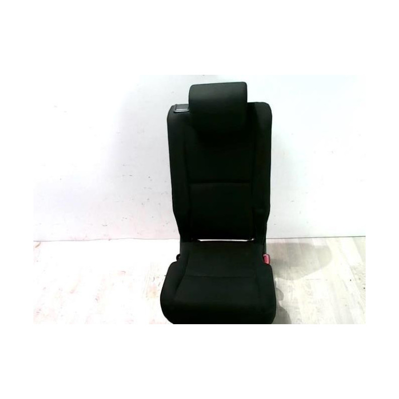 Siege arriere central TOYOTA COROLLA VERSO 2 PHASE 1 d’occasion