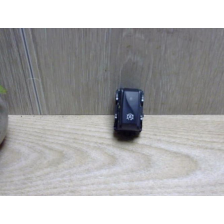 Bouton/Interrupteur RENAULT CLIO 4 PHASE 1 BREAK d’occasion