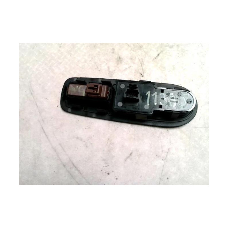 Interrupteur de leve vitre avant gauche PEUGEOT 407 COUPE d’occasion