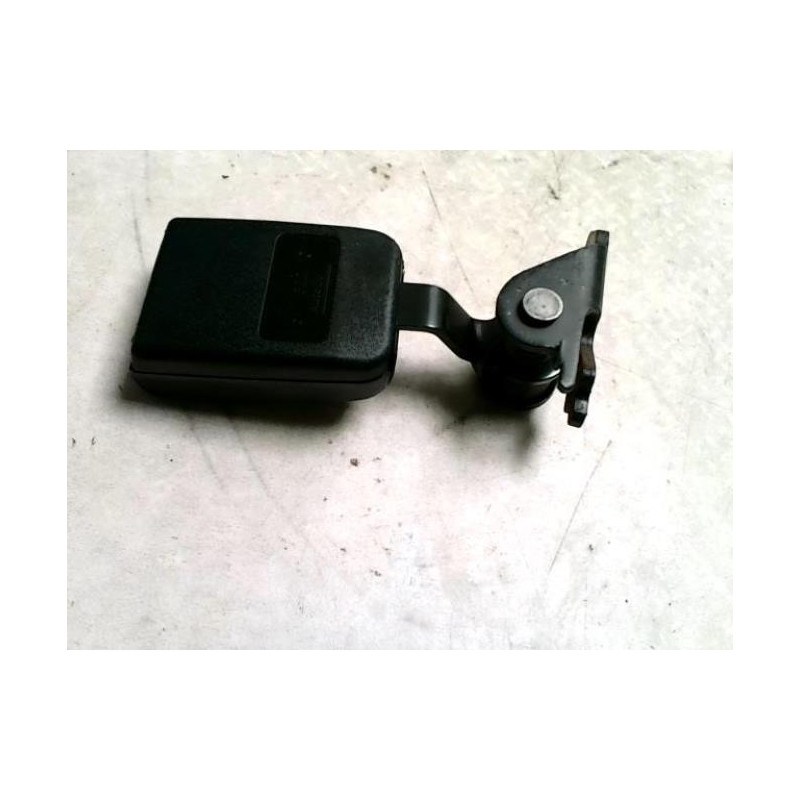 Attache ceinture arriere gauche PEUGEOT 407 COUPE d’occasion