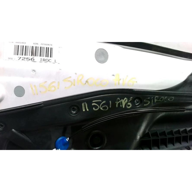 Porte avant gauche VOLKSWAGEN SCIROCCO 3 PHASE 1 COUPE d’occasion